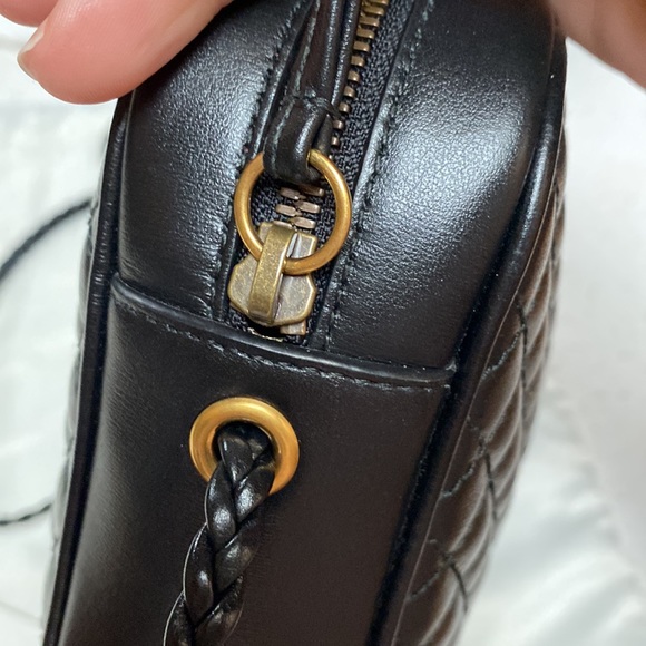 Gucci Trapuntata Quilted
Leather Camera Cross Body
| Size: 10"L × 2.5"W × 6.5"H - Picture 6 of 11